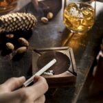 خرید زیرسیگاری چوبی مربع آماهوم