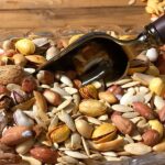 قاشق آجیل خوری دسته چوبی نوین - تصویر 3